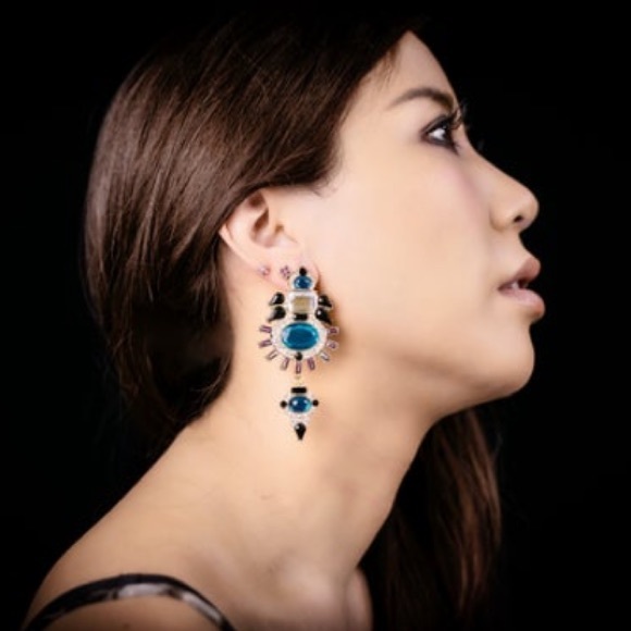 Big Blue Gem Earrings. - Picture 2 of 2